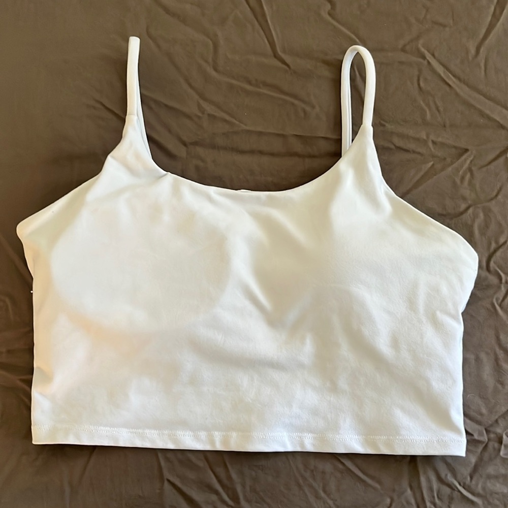 Cropped tank with shelf bra